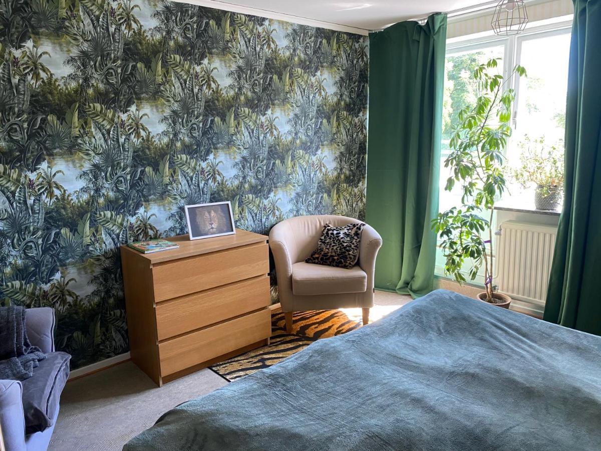 Glemminge Bed And Books Pa Oesterlens Gaesthaerbaerge מראה חיצוני תמונה